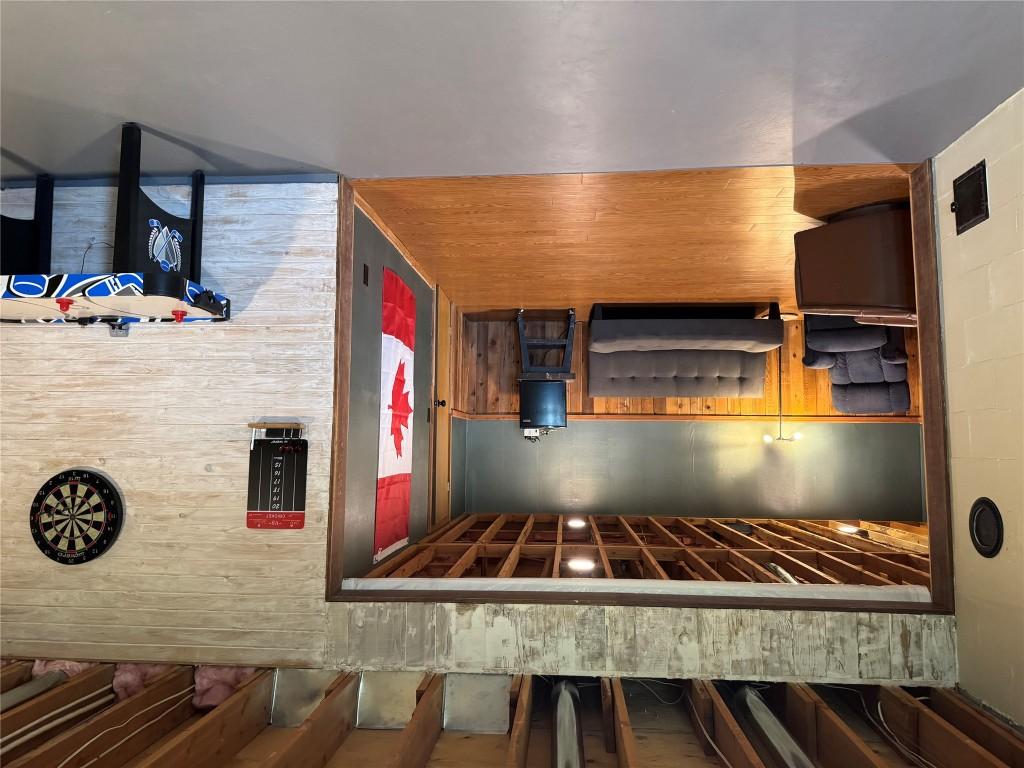 1135 Clearview Drive, Kamloops, BC - Indoor Photo Showing Other Room