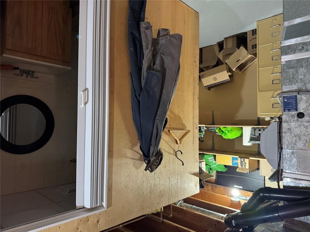 1135 Clearview Drive, Kamloops, BC - Indoor Photo Showing Other Room