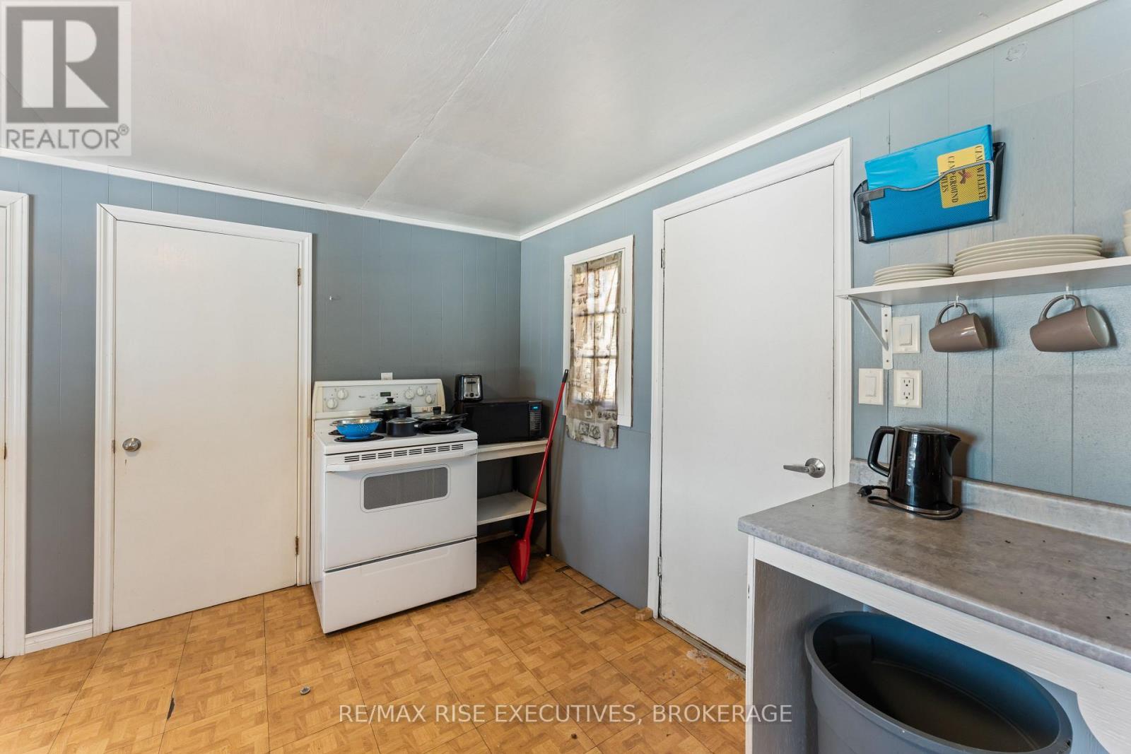 1264 Cox Road, Frontenac (Frontenac Centre), ON