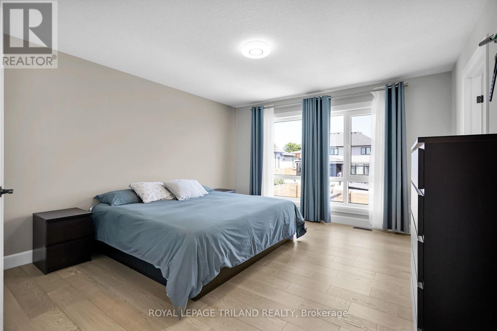 62 Crestview Drive, Middlesex Centre (Kilworth), ON - Indoor Photo Showing Bedroom