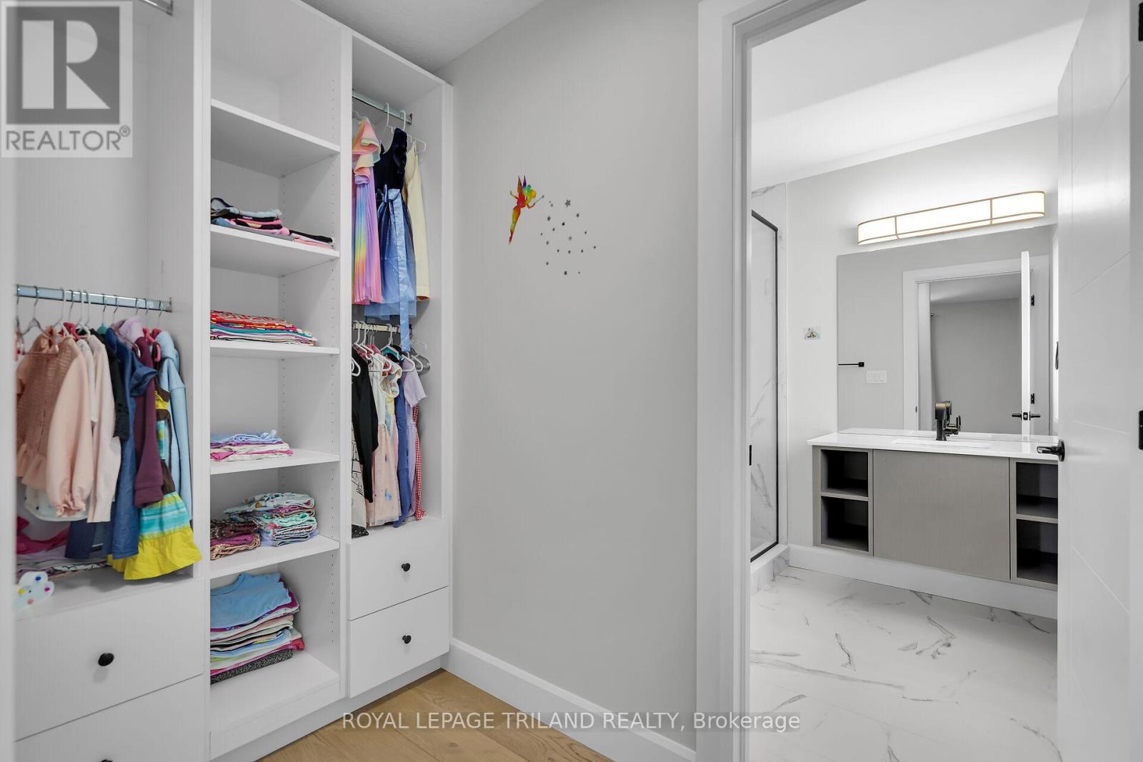 62 Crestview Drive, Middlesex Centre (Kilworth), ON - Indoor With Storage