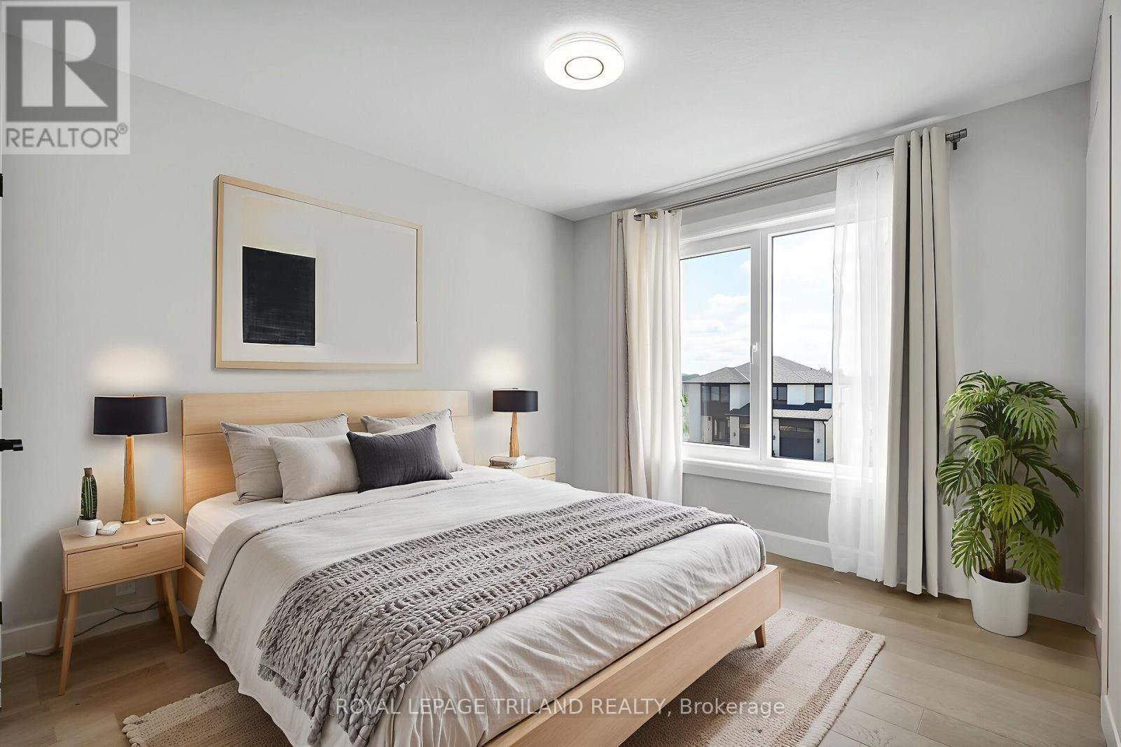 62 Crestview Drive, Middlesex Centre (Kilworth), ON - Indoor Photo Showing Bedroom