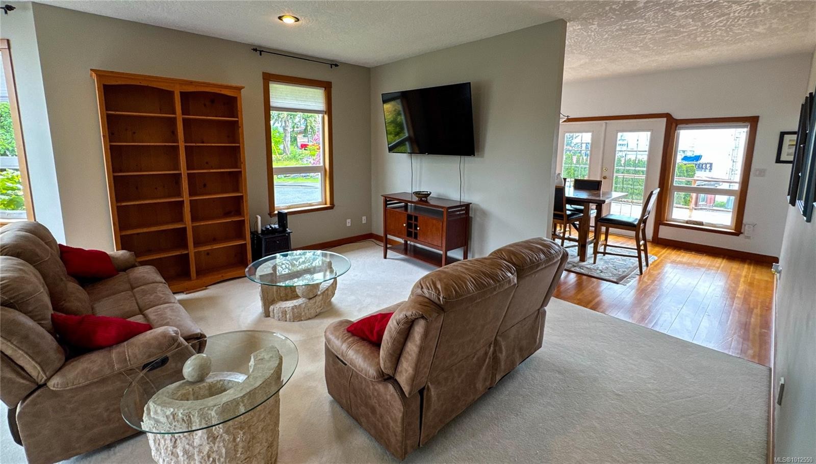 7085 Shorncliffe Ave, Port Hardy, BC