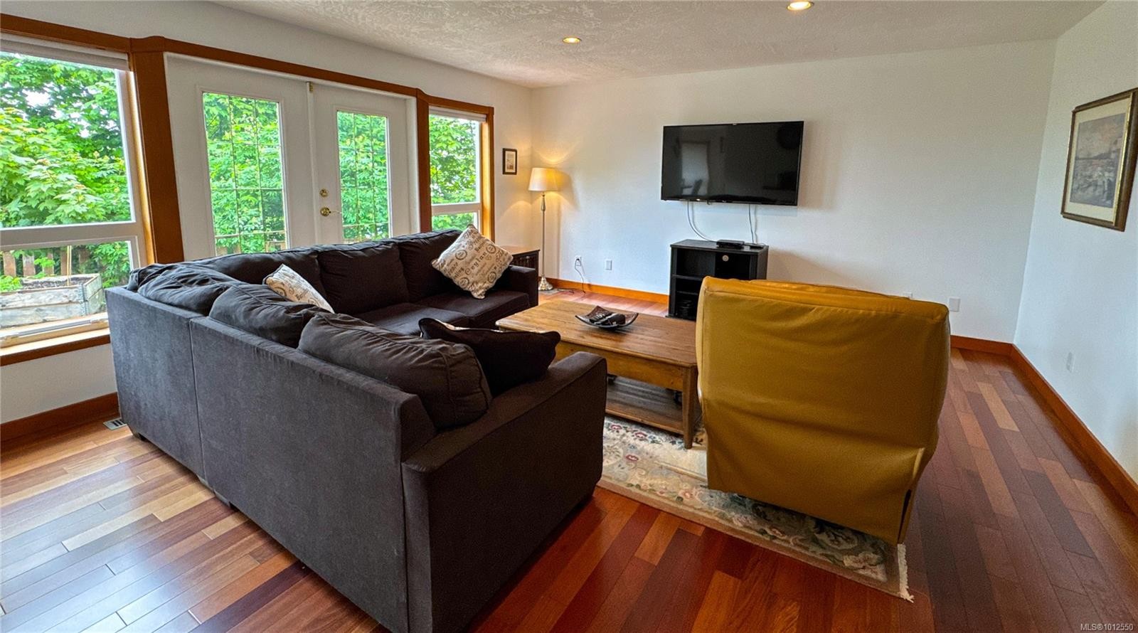 7085 Shorncliffe Ave, Port Hardy, BC