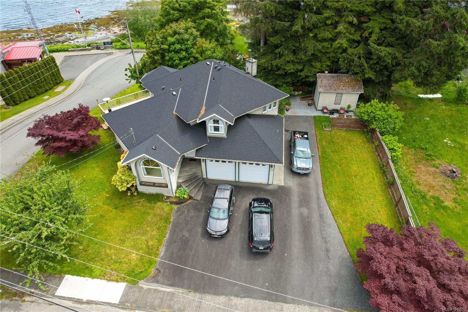 7085 Shorncliffe Ave, Port Hardy, BC