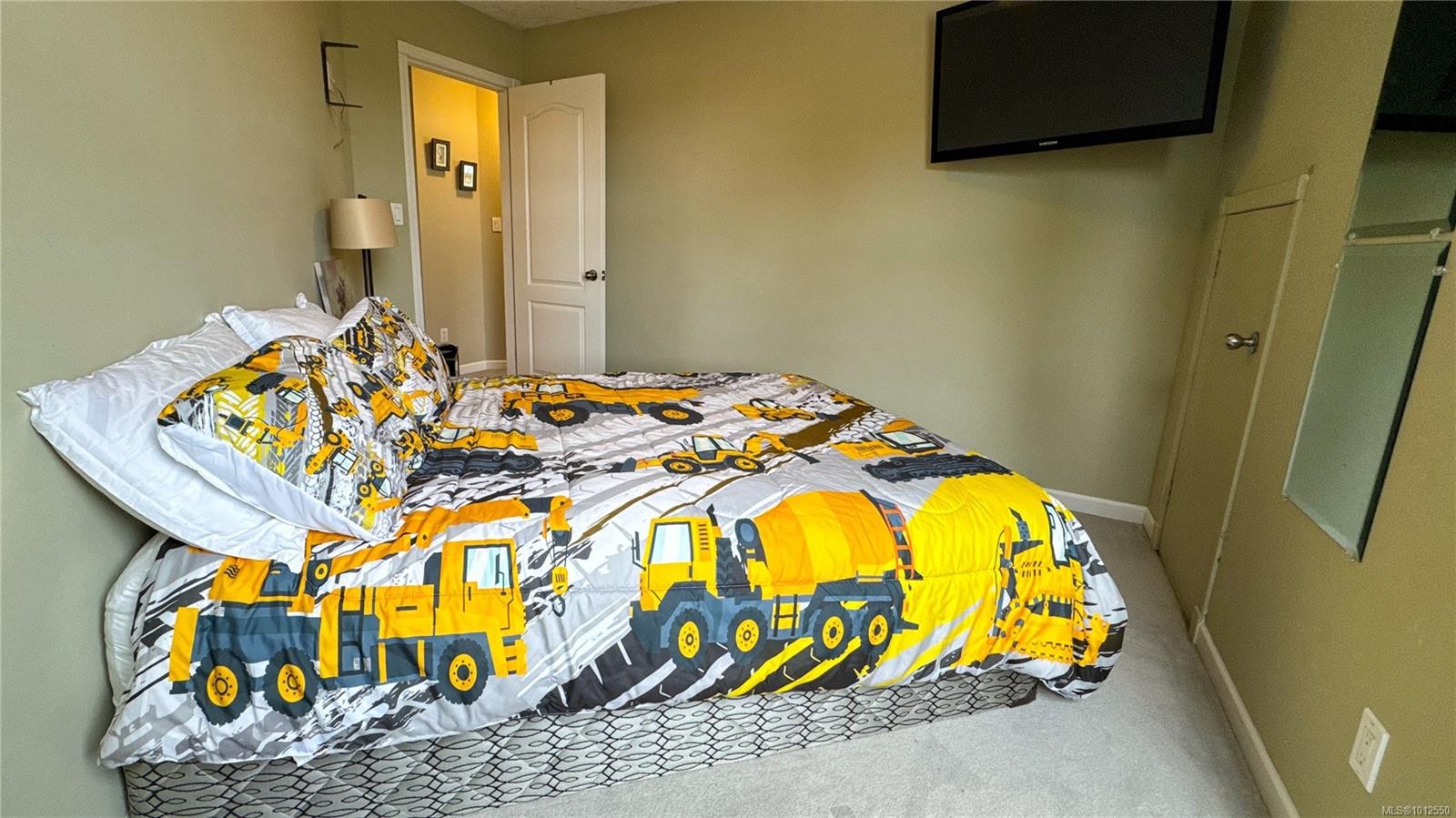 7085 Shorncliffe Ave, Port Hardy, BC