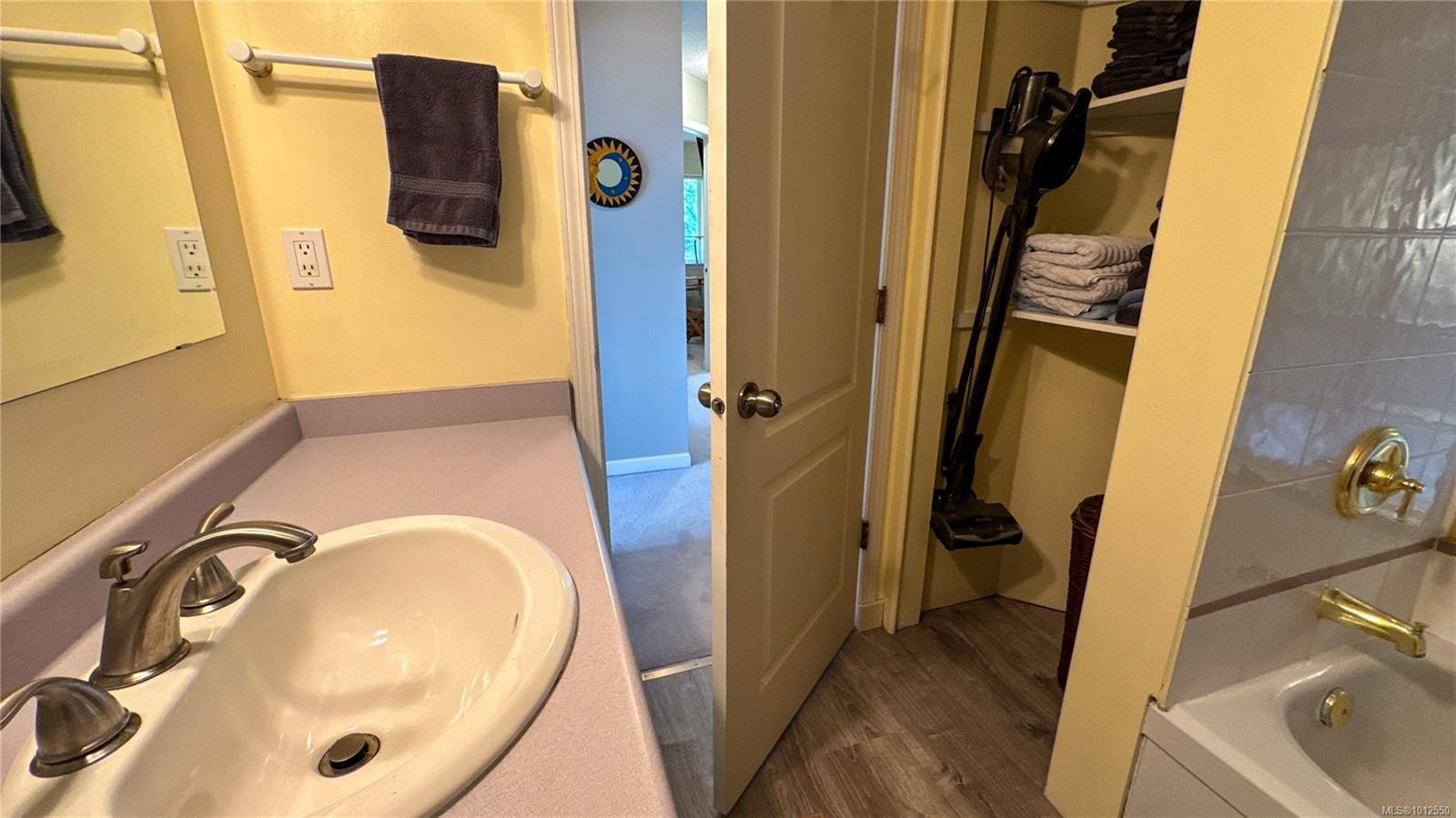 7085 Shorncliffe Ave, Port Hardy, BC