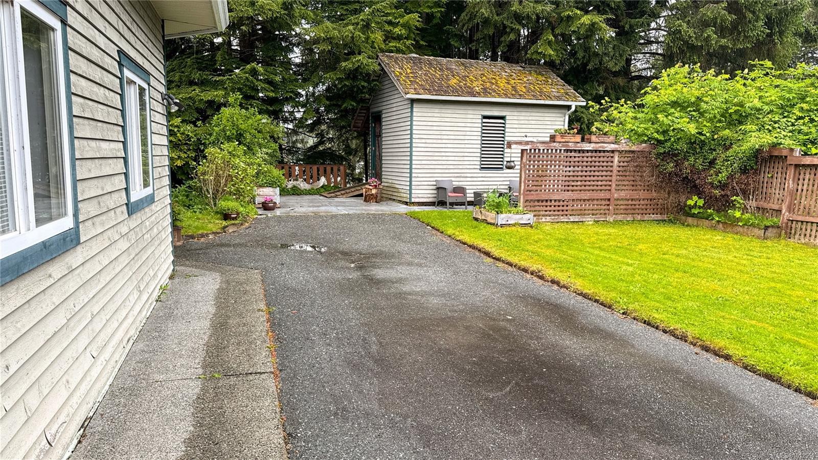 7085 Shorncliffe Ave, Port Hardy, BC