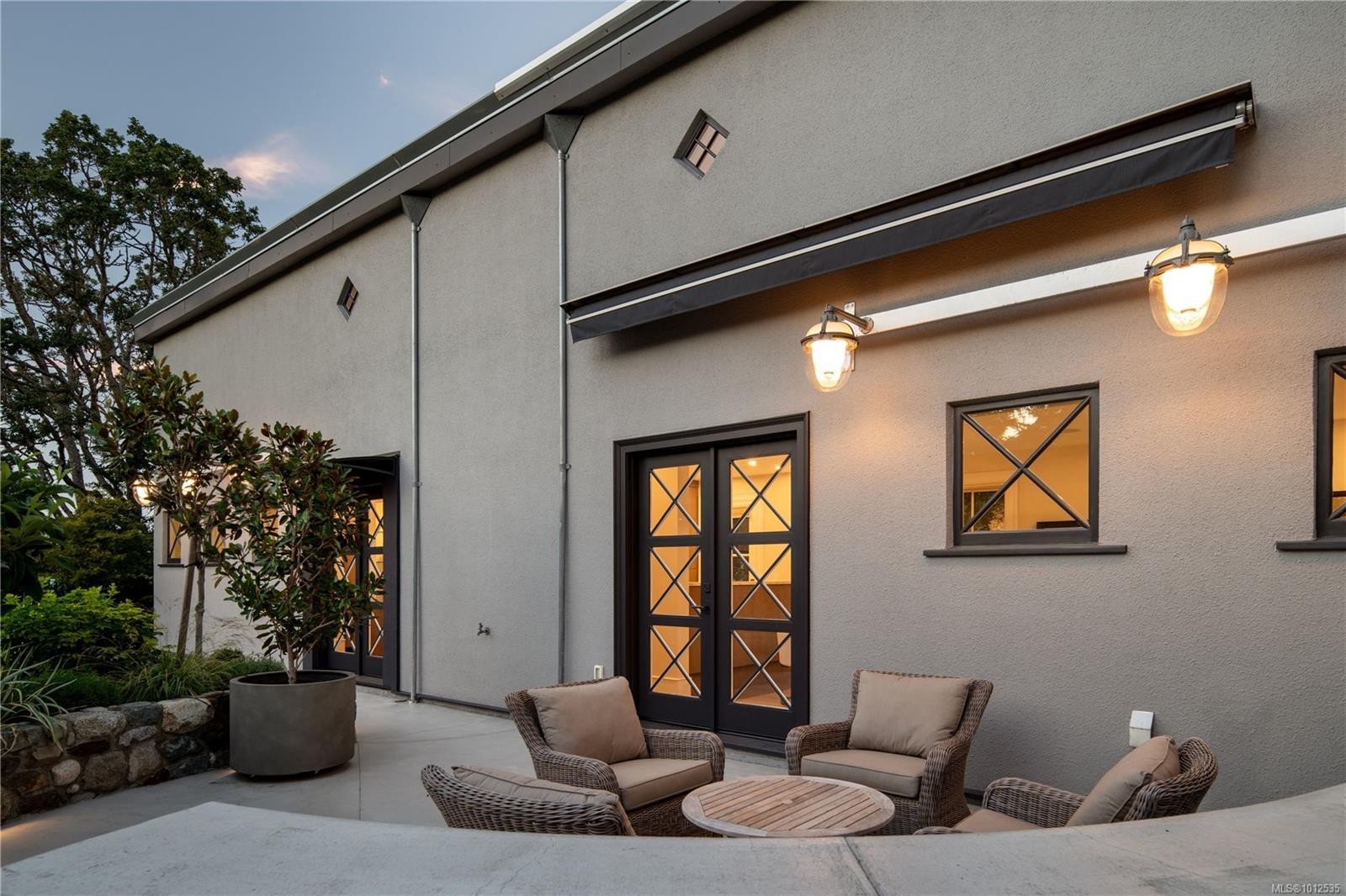 2175 Granite St, Oak Bay, BC