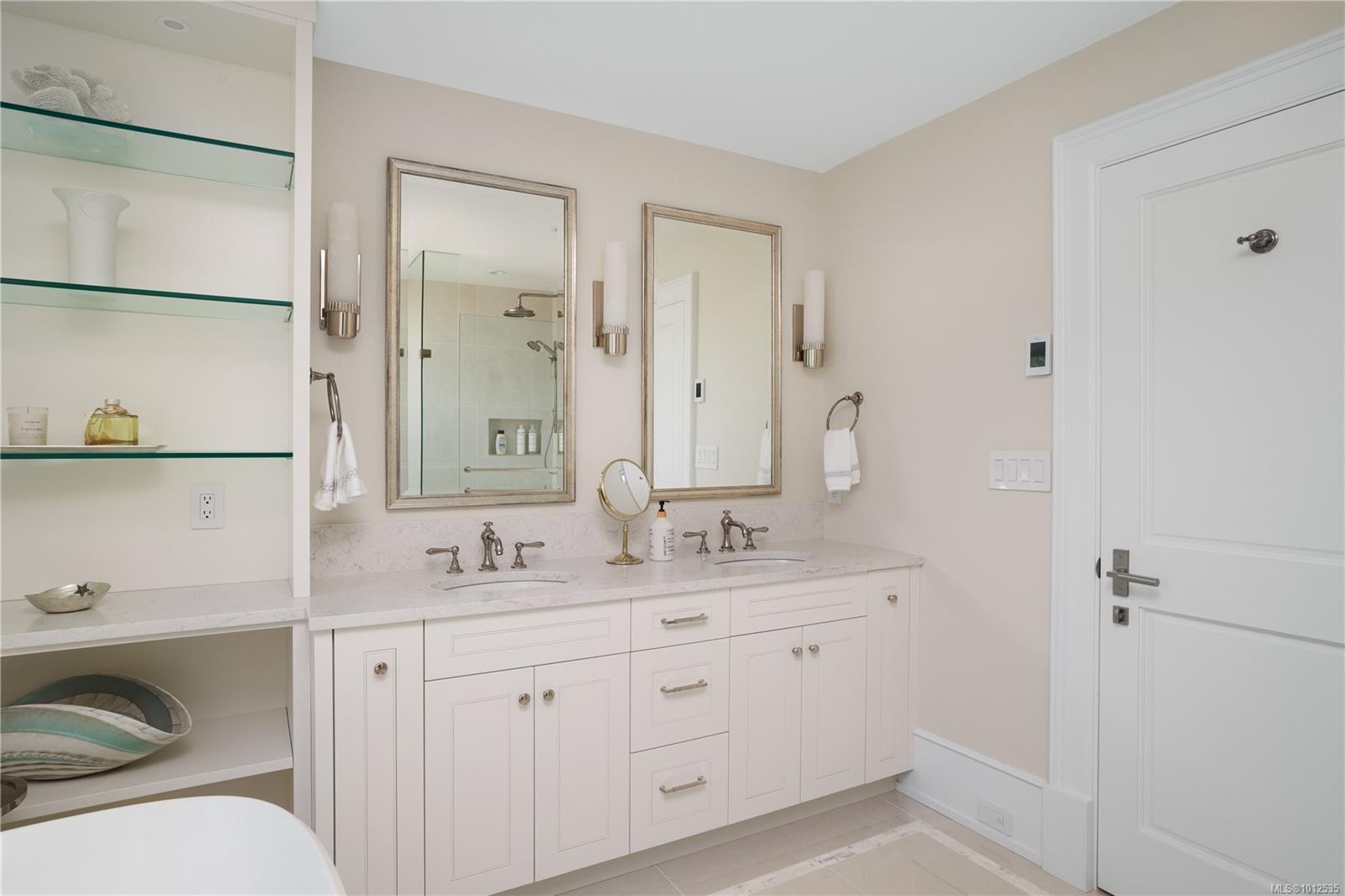 2175 Granite St, Oak Bay, BC