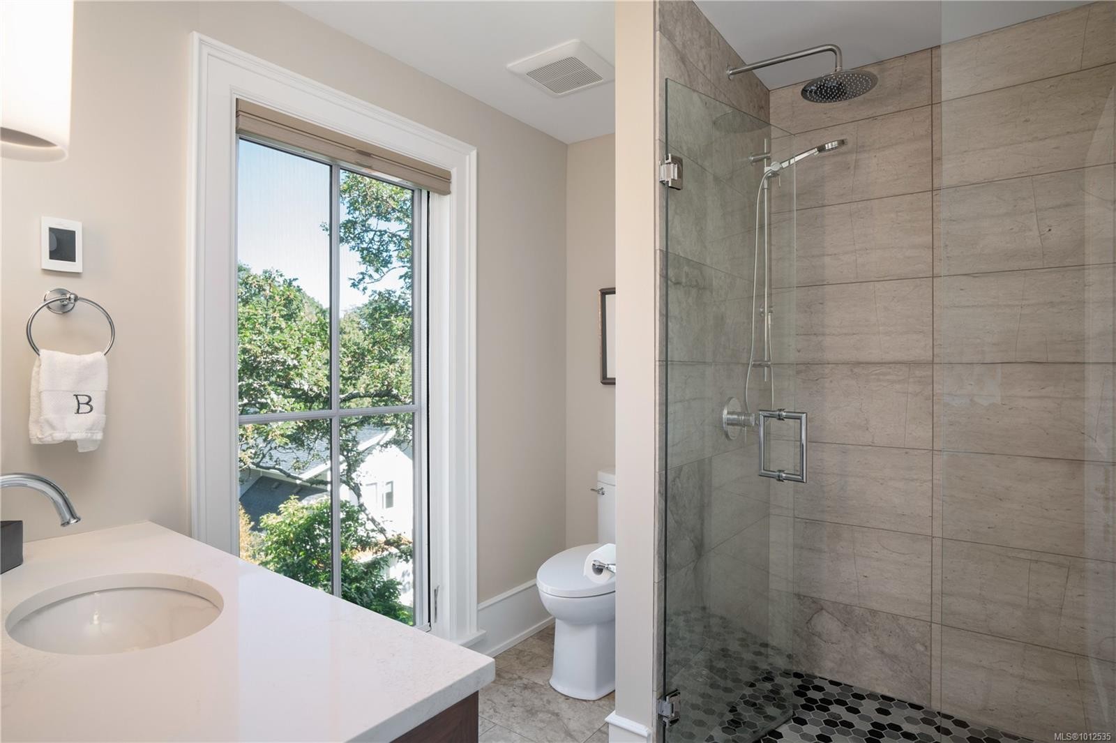 2175 Granite St, Oak Bay, BC