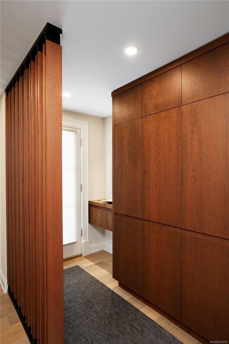 2175 Granite St, Oak Bay, BC