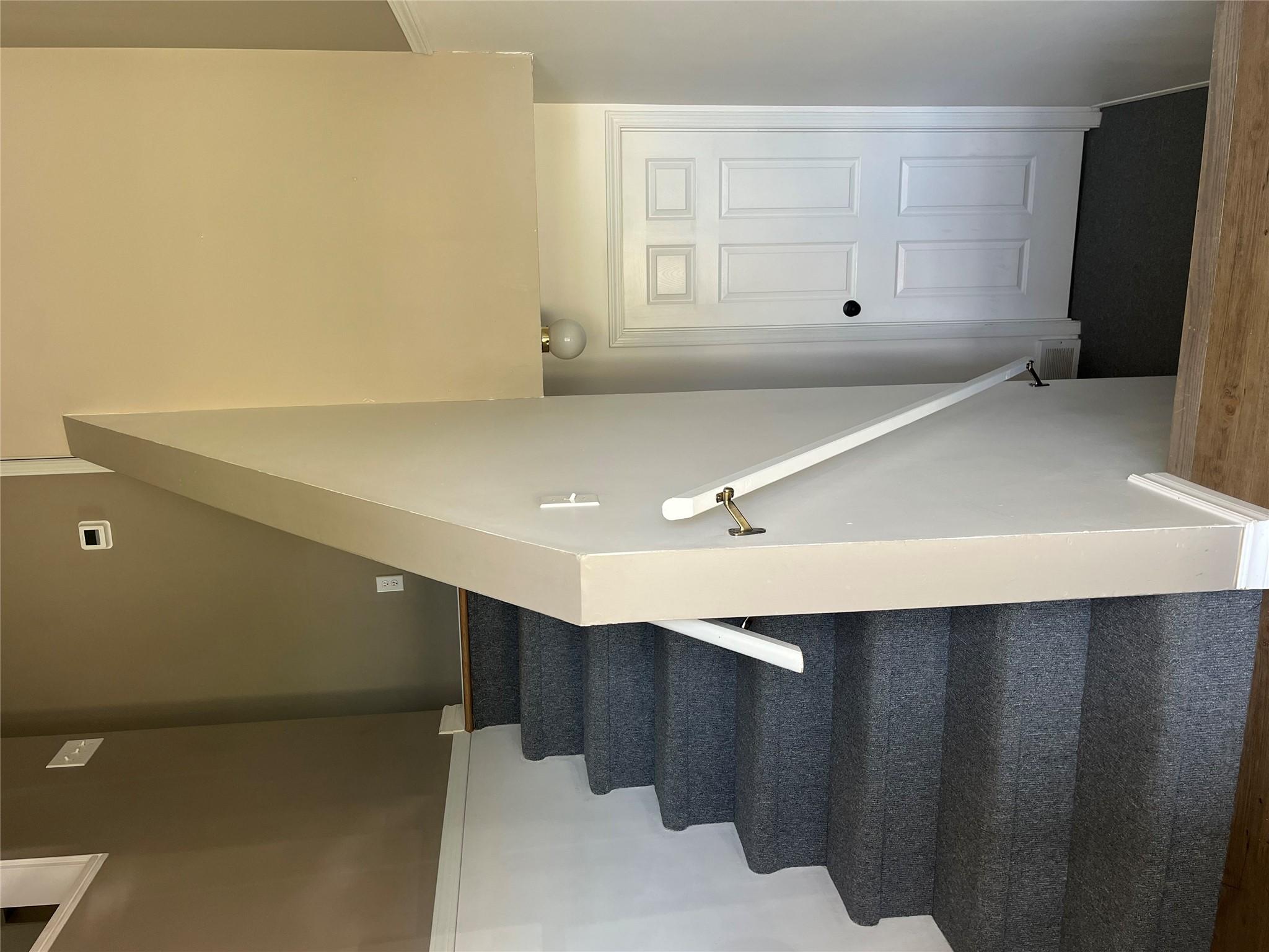 5-2401 12Th Street, Cranbrook, BC - Indoor Photo Showing Other Room
