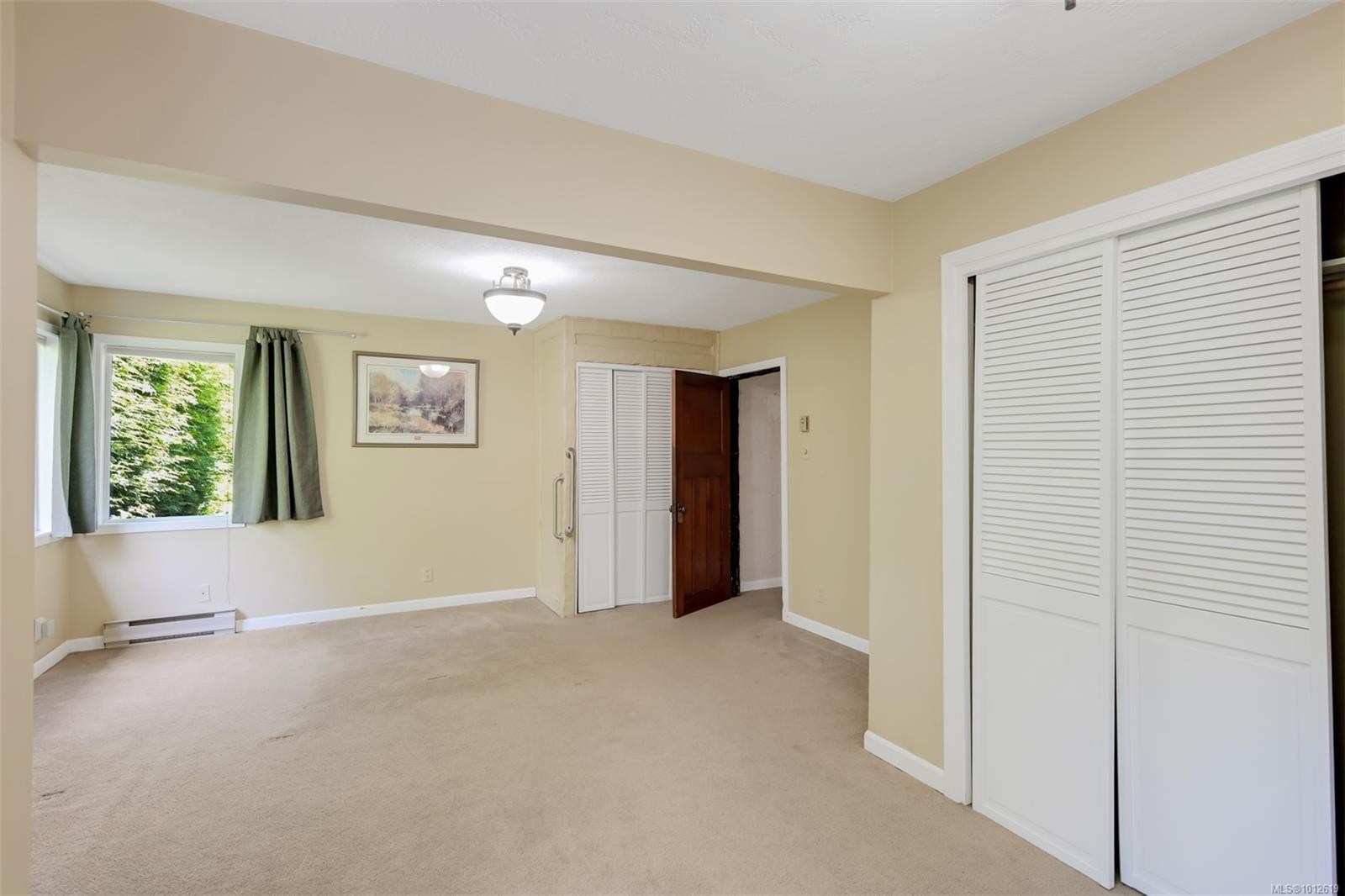 4955 Cordova Bay Rd, Saanich, BC