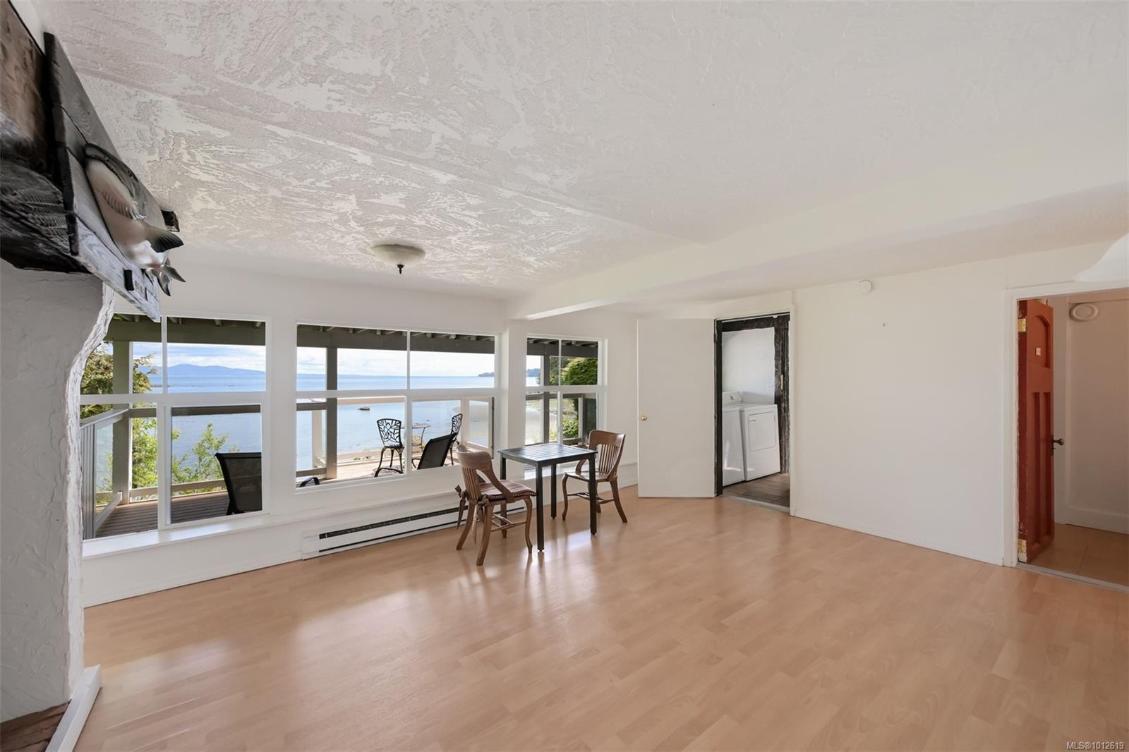 4955 Cordova Bay Rd, Saanich, BC