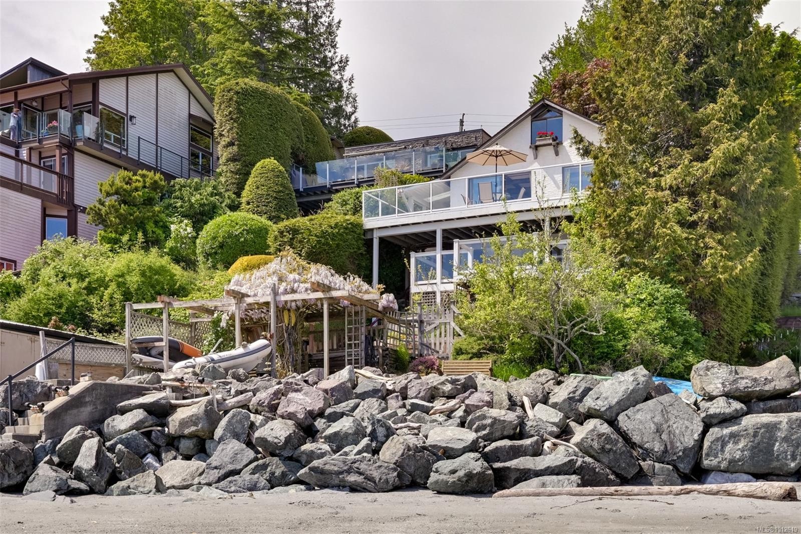 4955 Cordova Bay Rd, Saanich, BC