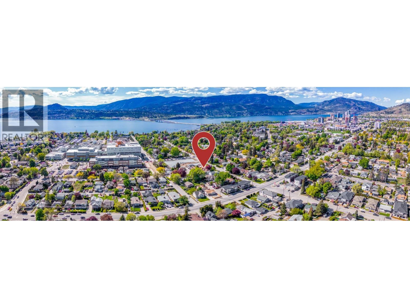 607 Glenwood Avenue, Kelowna, BC - Outdoor With Body Of Water With View