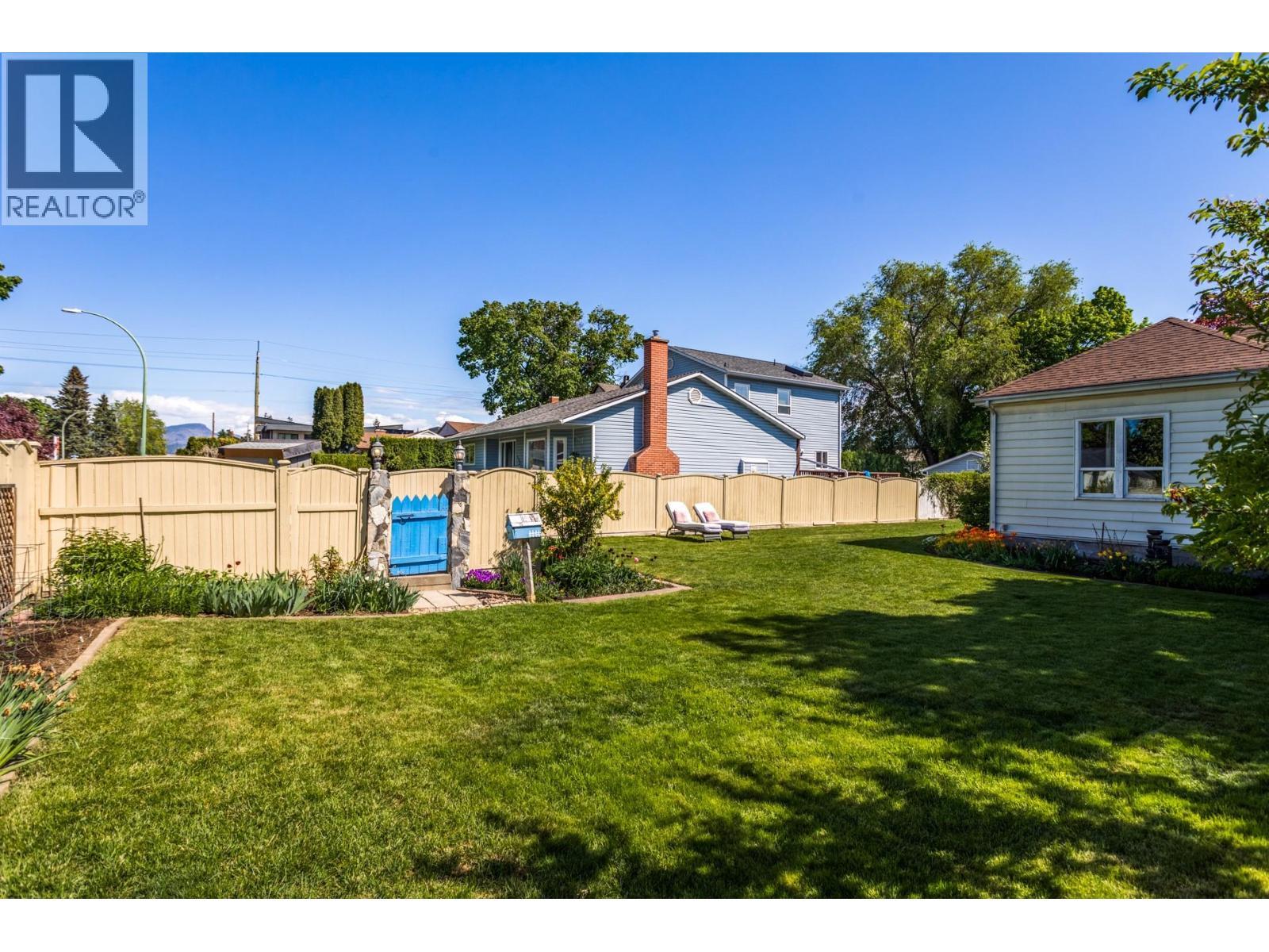 607 Glenwood Avenue, Kelowna, BC - Outdoor