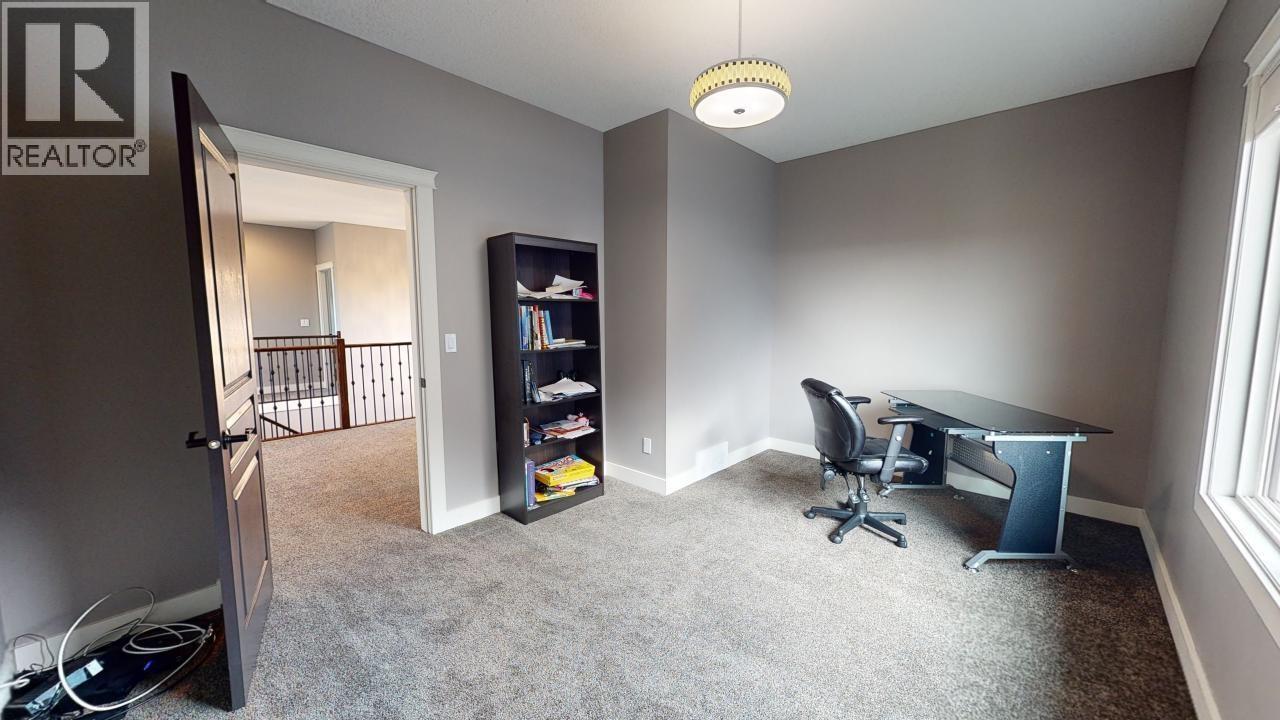 10712 109 Street, Fort St. John, BC - Indoor Photo Showing Other Room