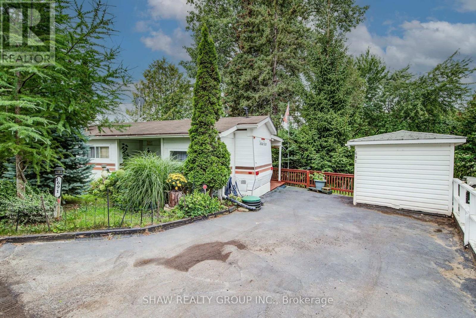 691 Oak Crescent, Centre Wellington, ON
