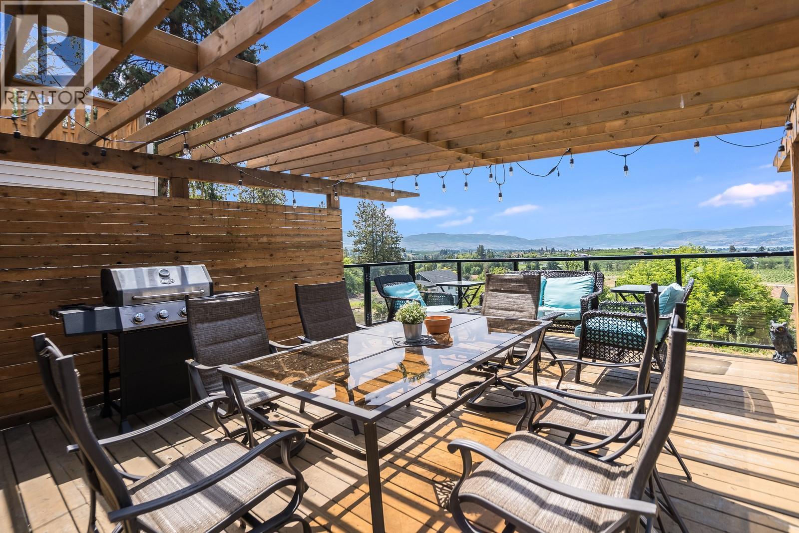 1293 Highway 33 E, Kelowna, BC - Outdoor With Deck Patio Veranda