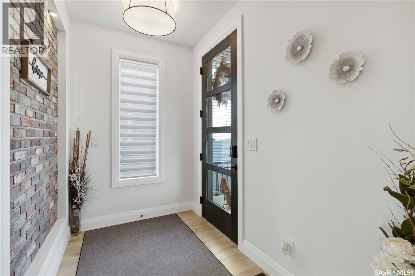 416 Woolf Bend, Saskatoon, SK - Indoor