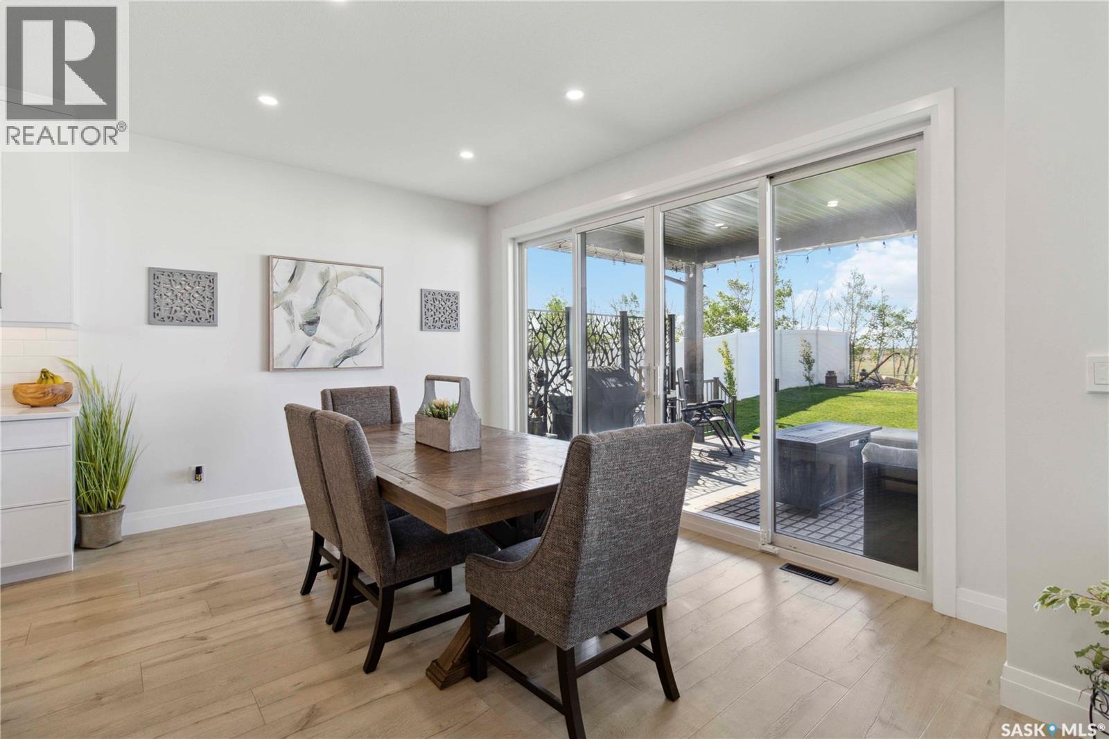 416 Woolf Bend, Saskatoon, SK - Indoor Photo Showing Dining Room