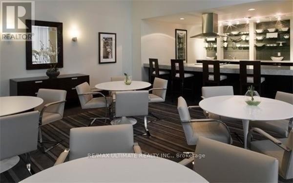 1206 - 438 King Street W, Toronto, ON - Indoor Photo Showing Dining Room