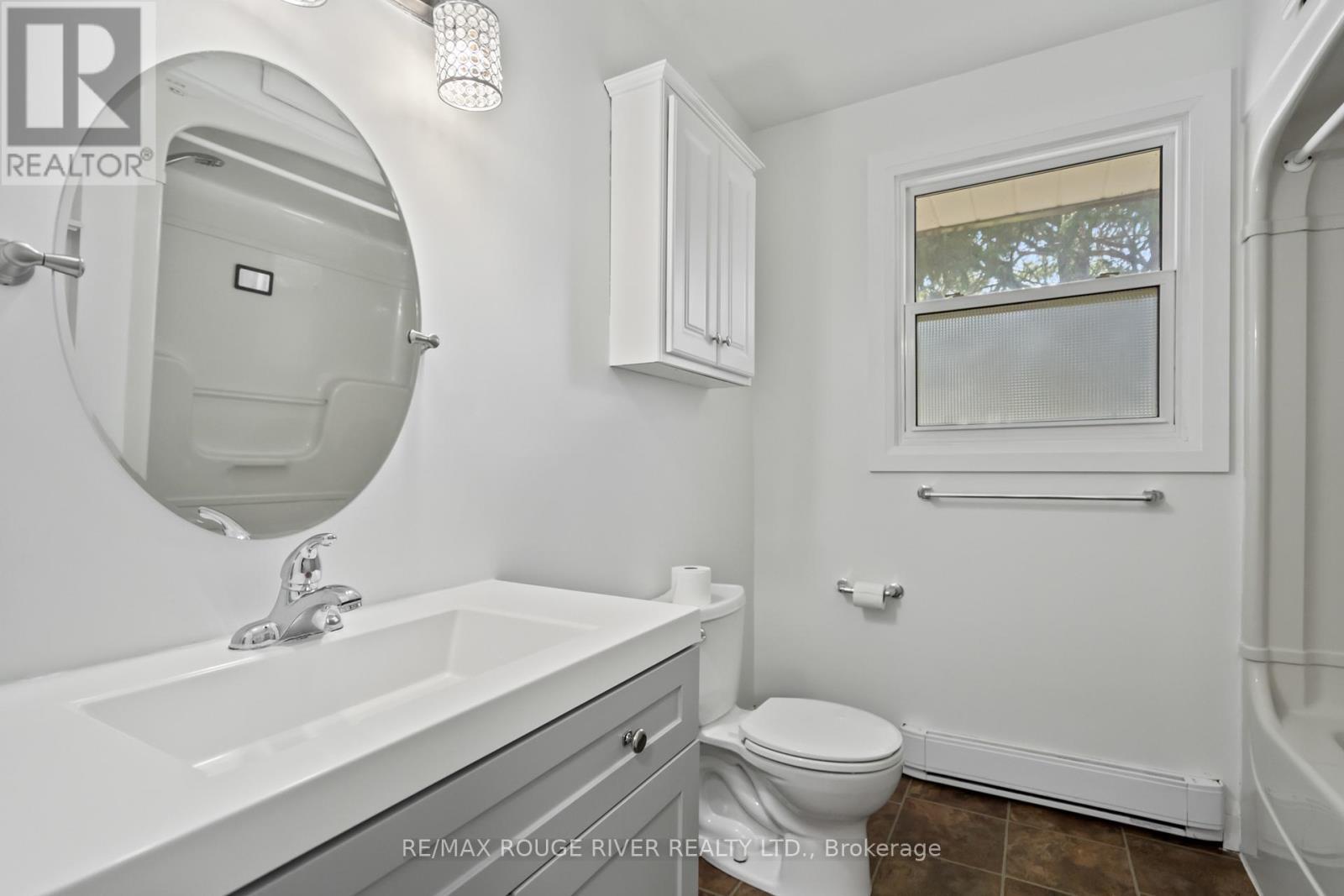 Main - 599 Otonabee Drive, Peterborough (Ashburnham Ward 4), ON - Indoor Photo Showing Bathroom