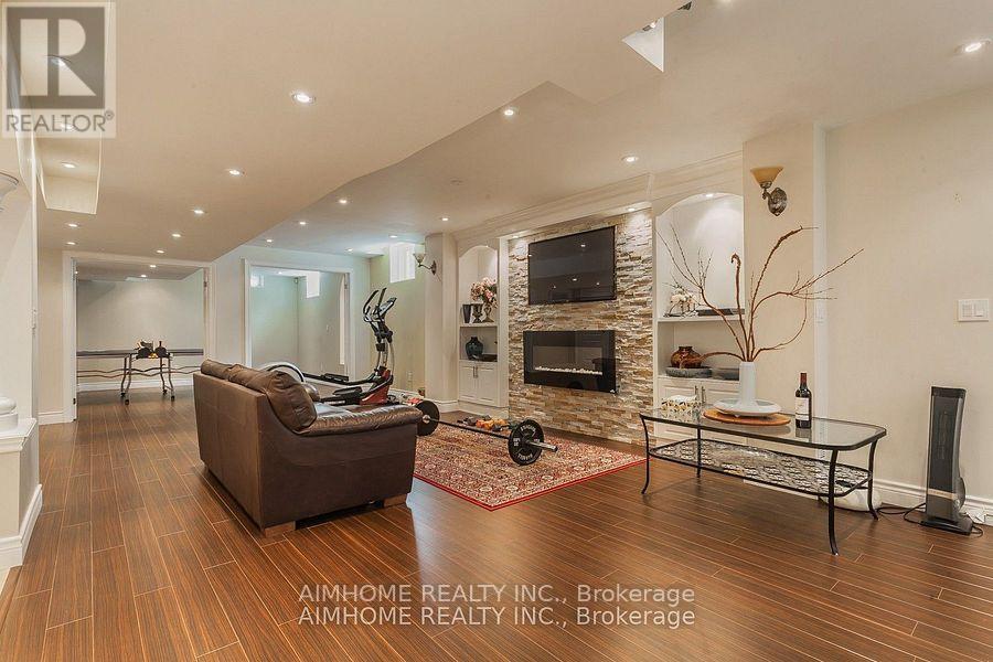 107 Monkhouse Road, Markham, ON - Indoor With Fireplace