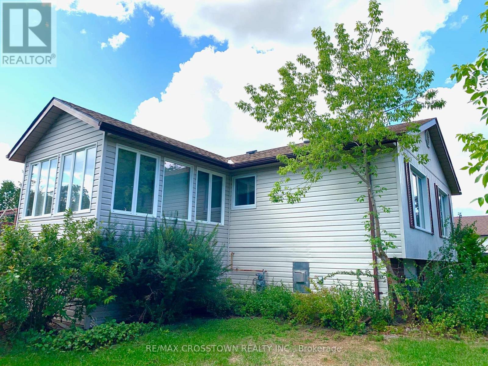 43 Foyston Park Circle, Springwater, ON - Outdoor