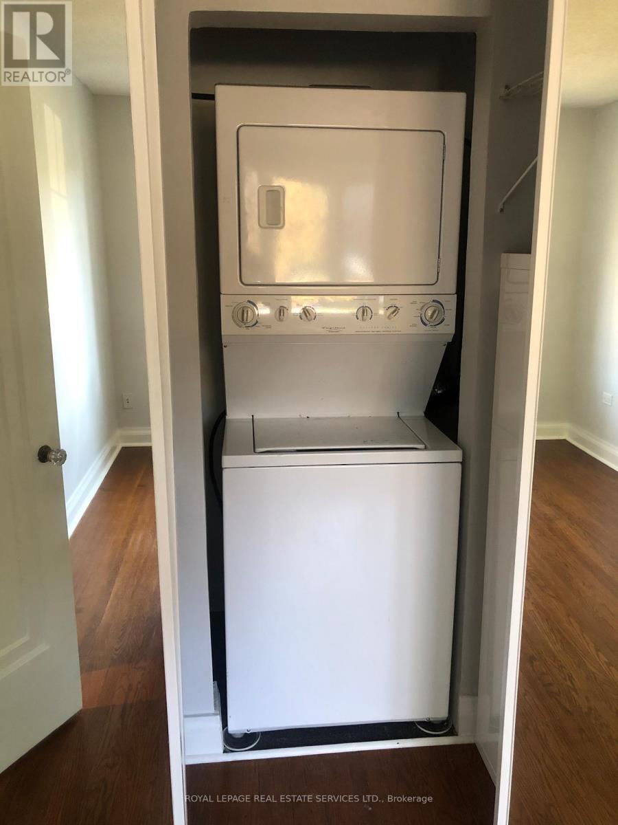 Main Fl - 1 Ash Crescent, Toronto, ON - Indoor Photo Showing Laundry Room