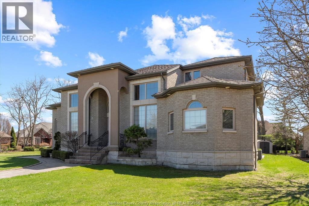 125 Links Drive, Amherstburg, ON - Outdoor