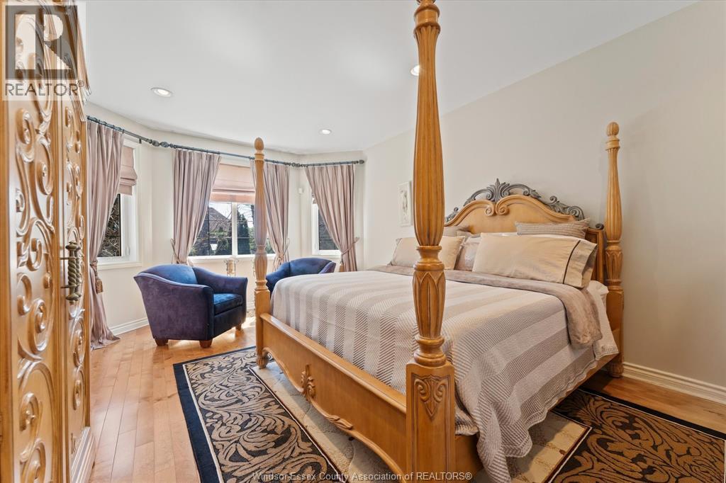 125 Links Drive, Amherstburg, ON - Indoor Photo Showing Bedroom