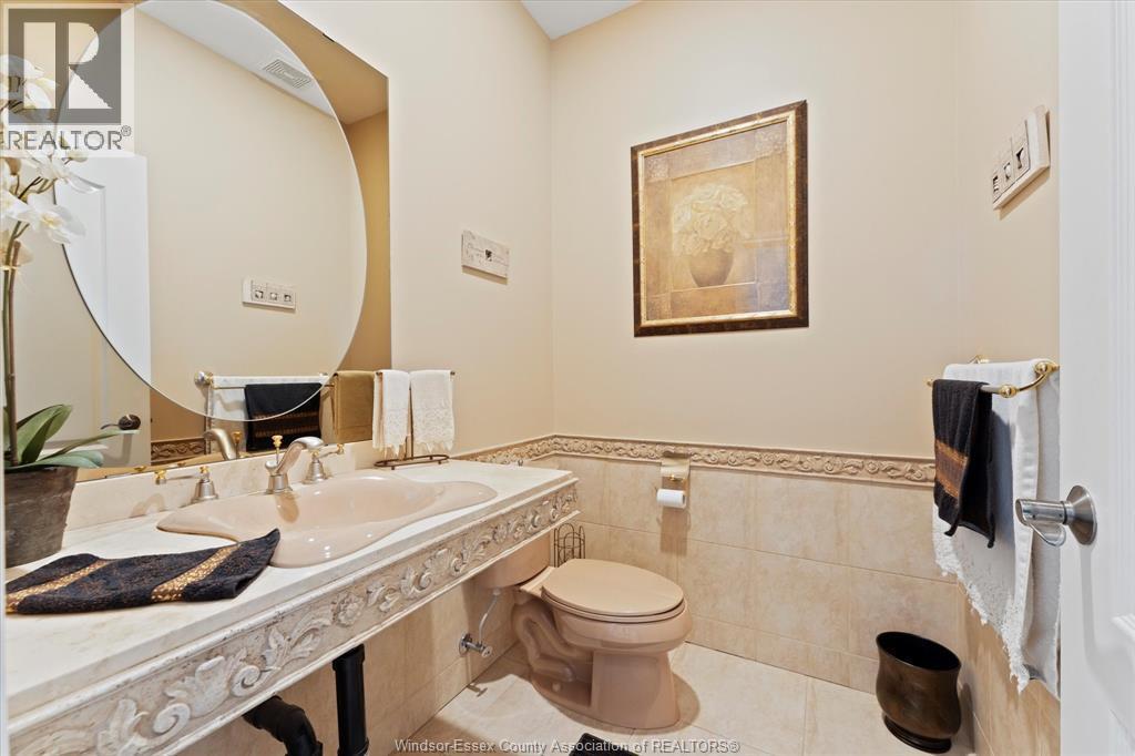 125 Links Drive, Amherstburg, ON - Indoor Photo Showing Bathroom