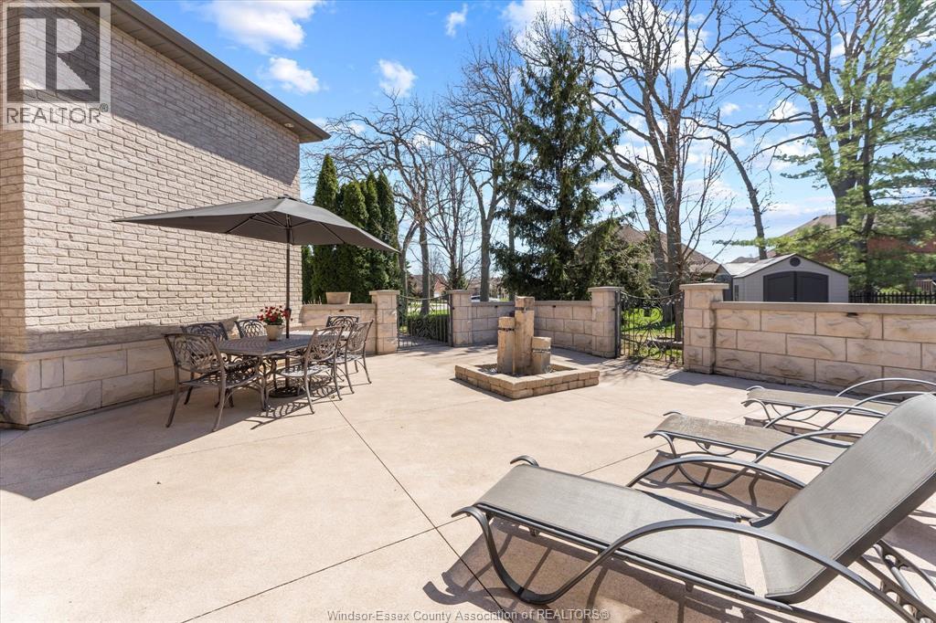 125 Links Drive, Amherstburg, ON - Outdoor With Deck Patio Veranda