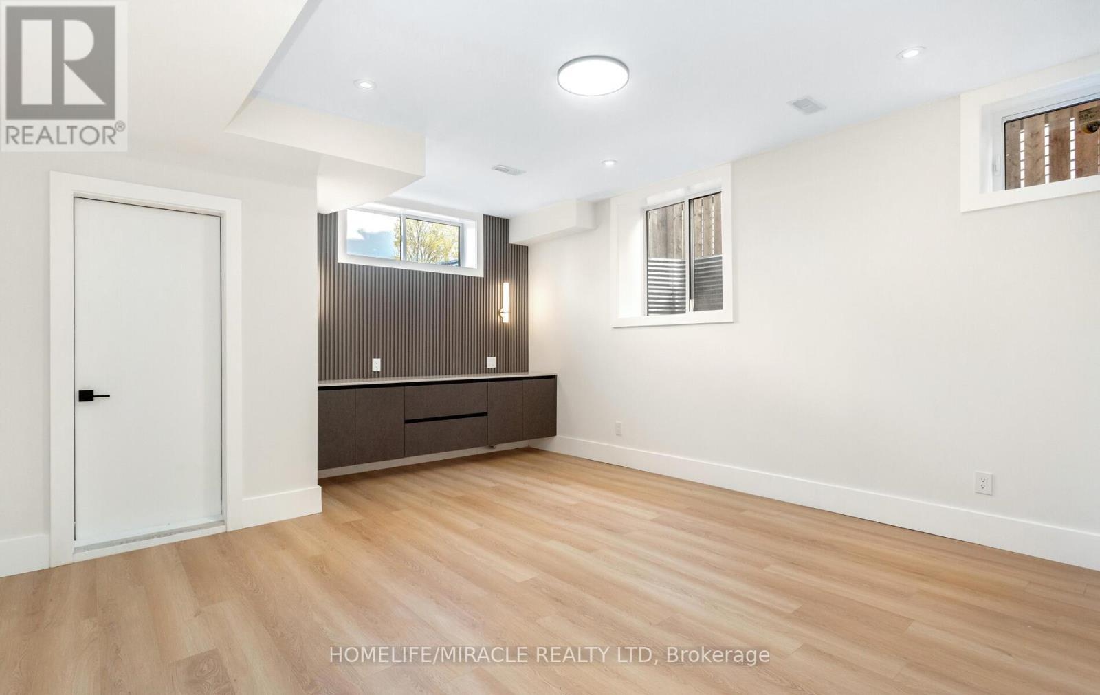 55 Adanac Drive, Toronto, ON - Indoor Photo Showing Other Room