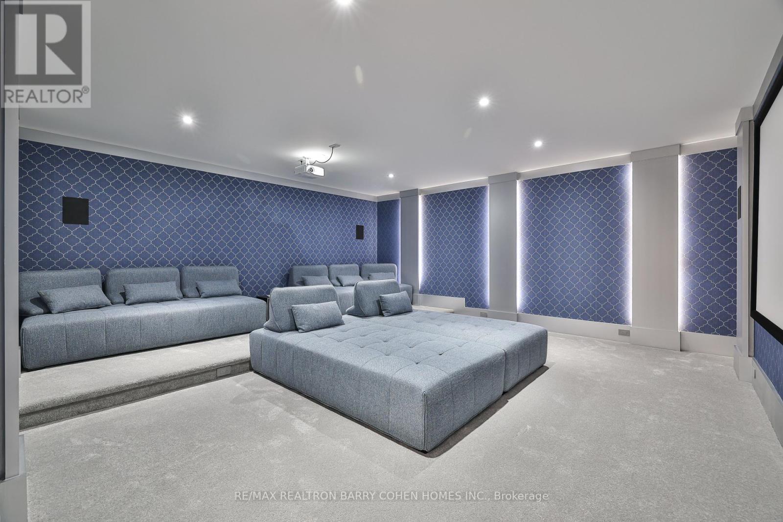 33 Stratheden Road, Toronto, ON - Indoor Photo Showing Bedroom