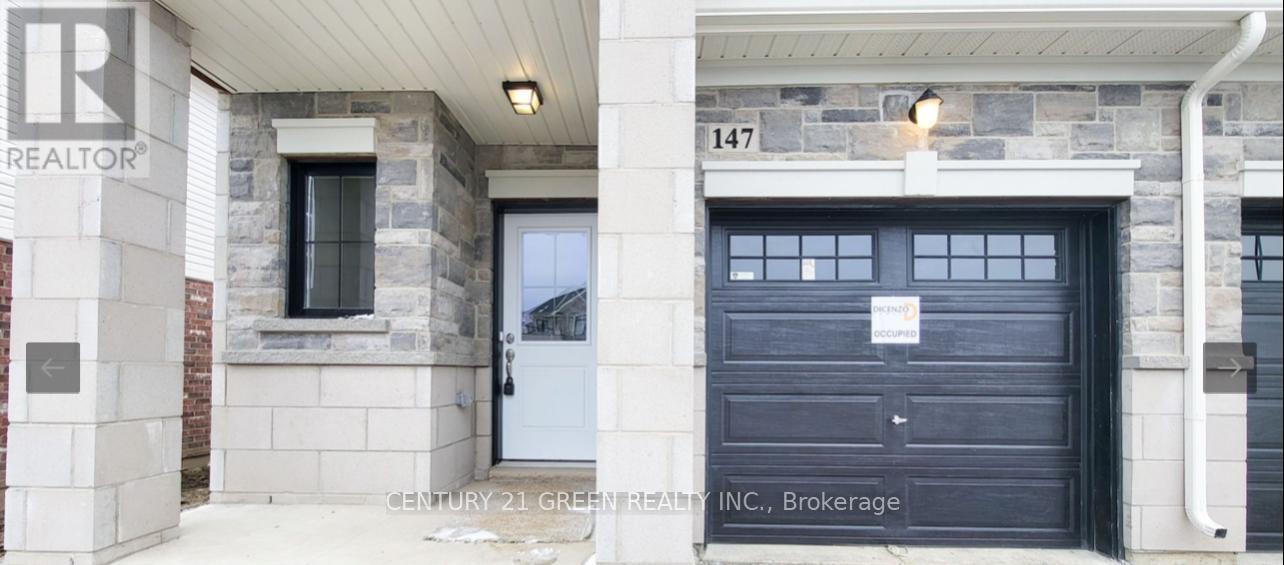 147 Aquasanta Crescent, Hamilton, ON - Outdoor