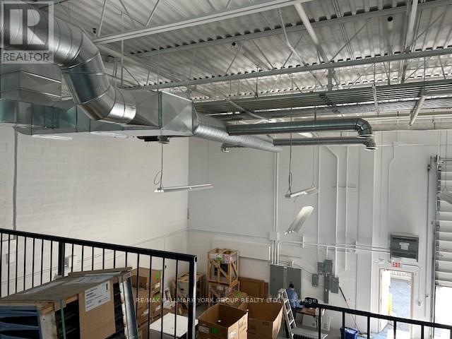 11 - 125 Don Hillock Drive, Aurora, ON