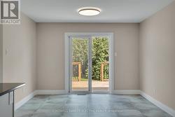 brand new kitchen - eat-in dining -