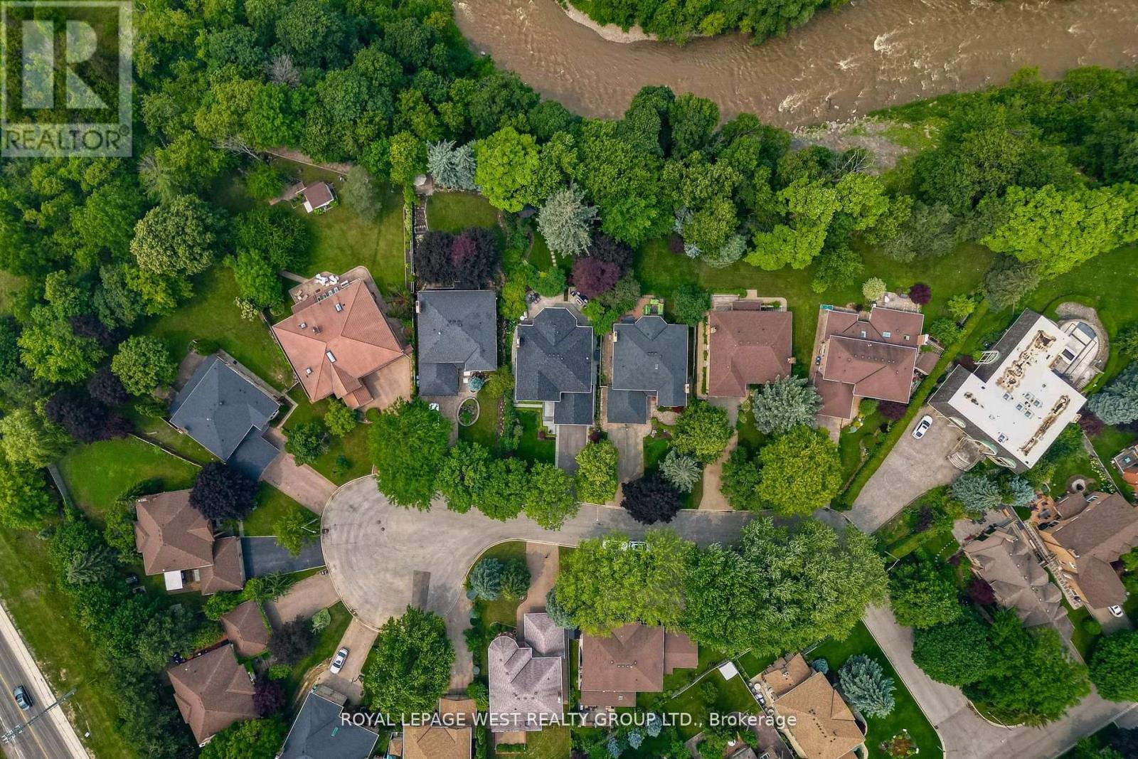 1745 Bridewell Court, Mississauga, ON - Outdoor With View