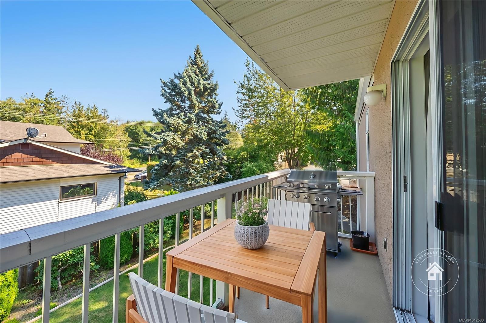 9-141 Sixth Ave, Qualicum Beach, BC - Outdoor With Deck Patio Veranda With Exterior