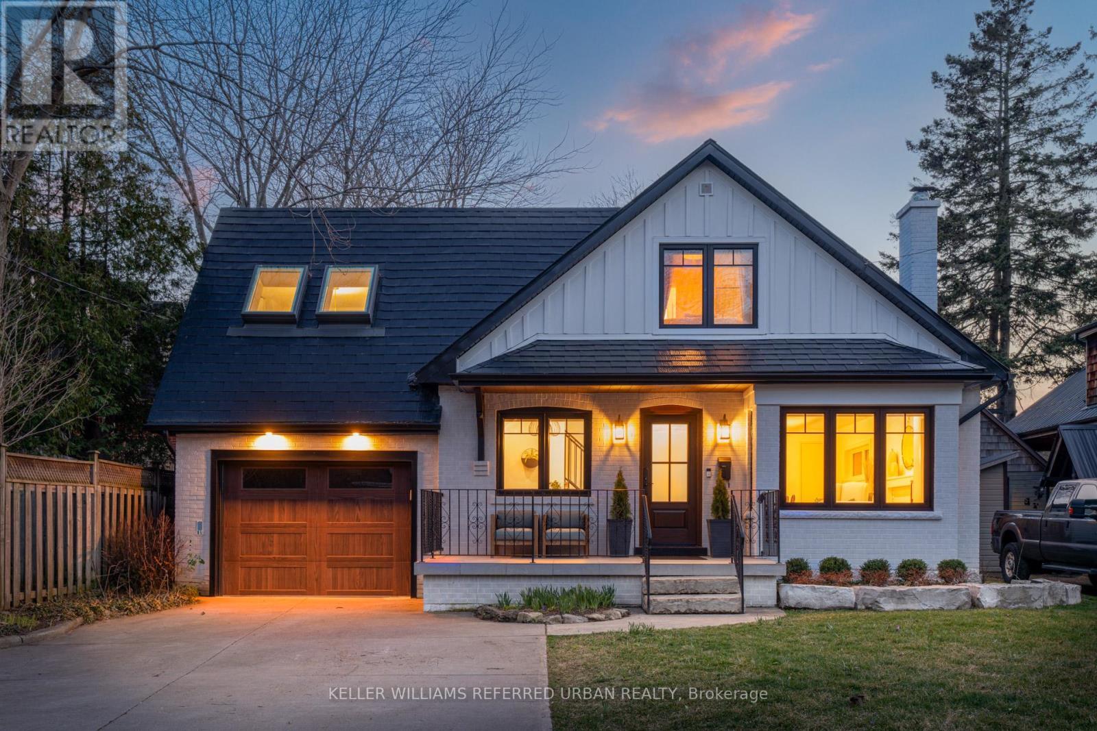12 Wesley Avenue, Mississauga, ON - Outdoor With Deck Patio Veranda With Facade