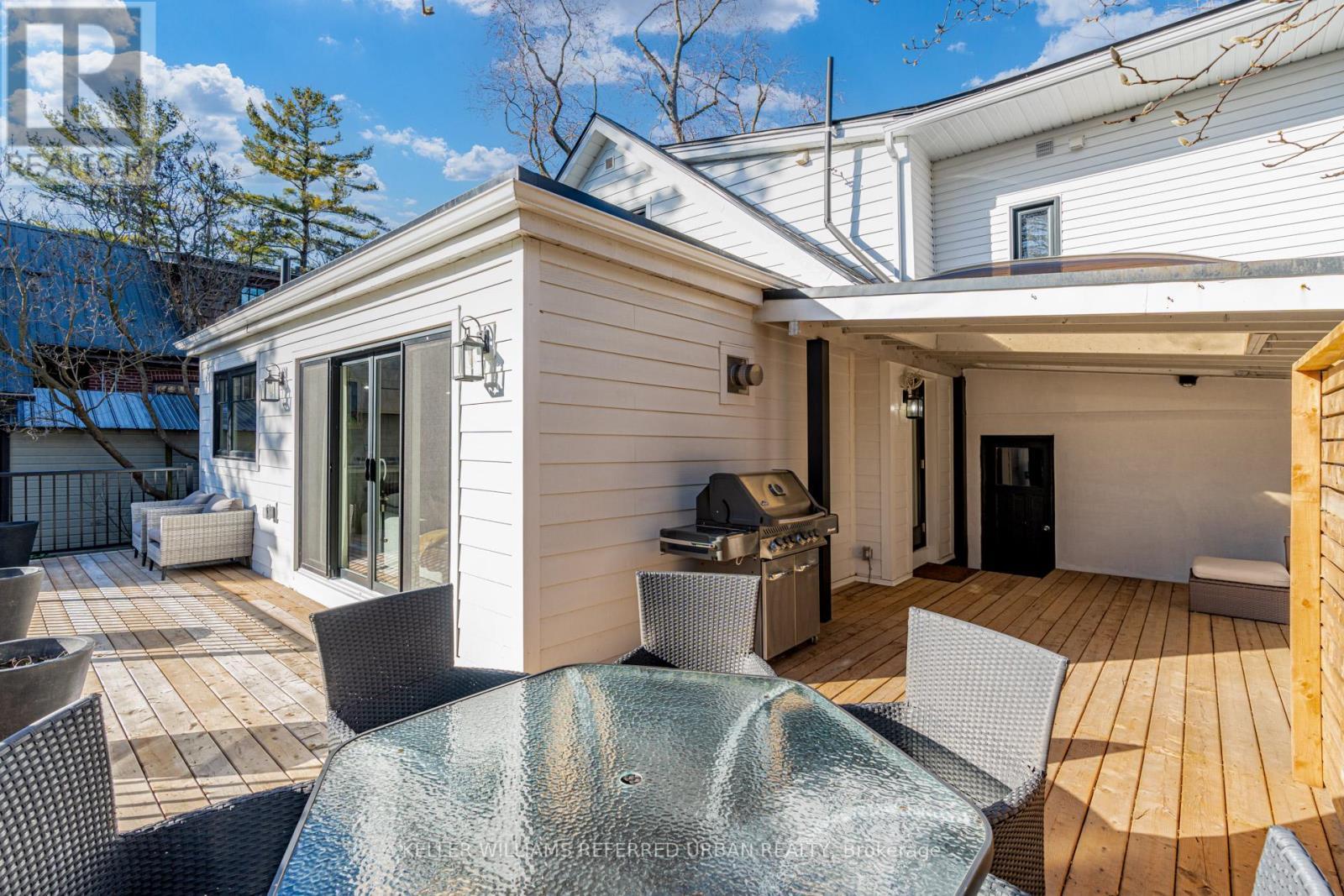 12 Wesley Avenue, Mississauga, ON - Outdoor With Deck Patio Veranda With Exterior