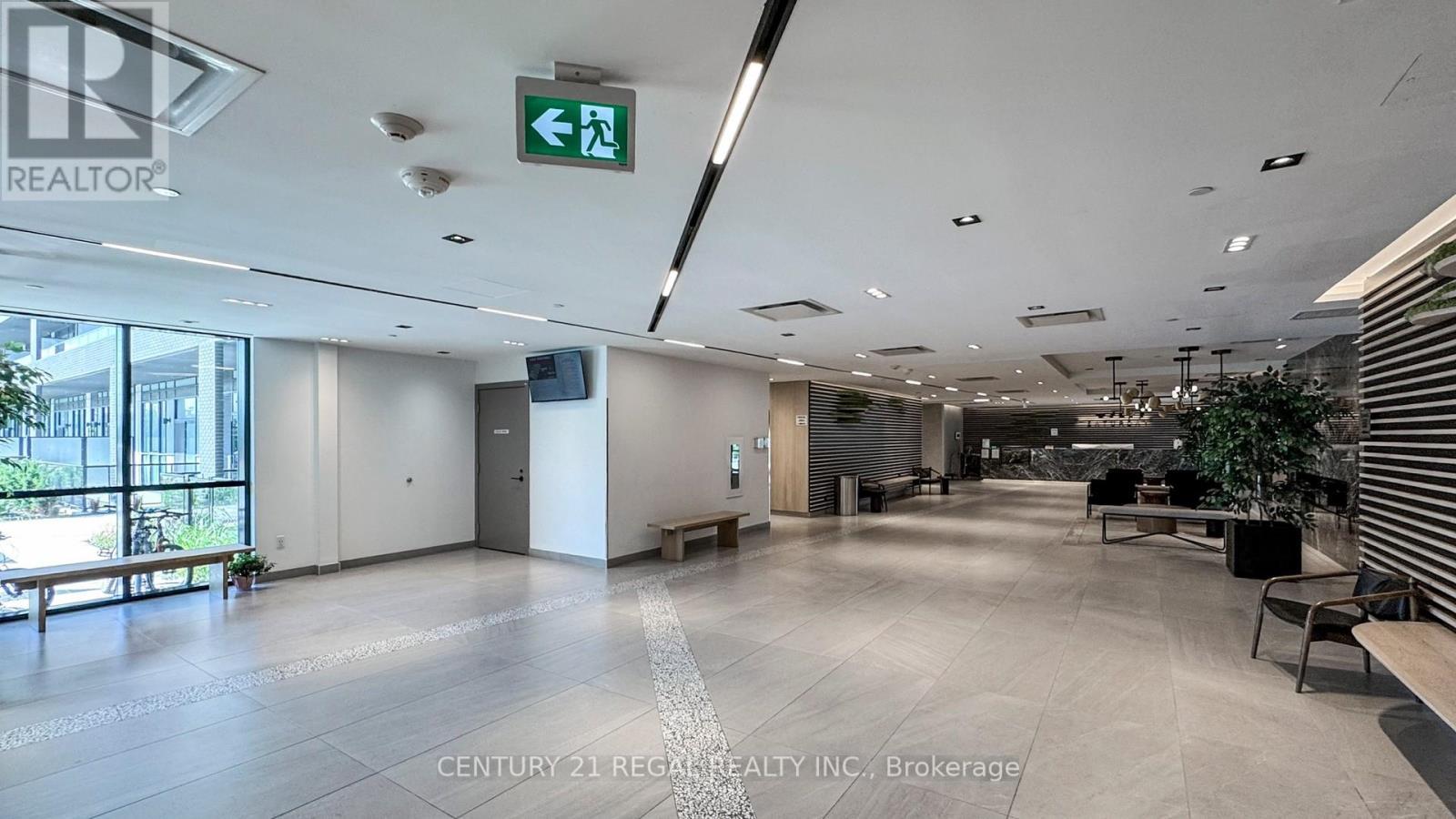 314 - 50 George Butchart Drive, Toronto, ON - Indoor