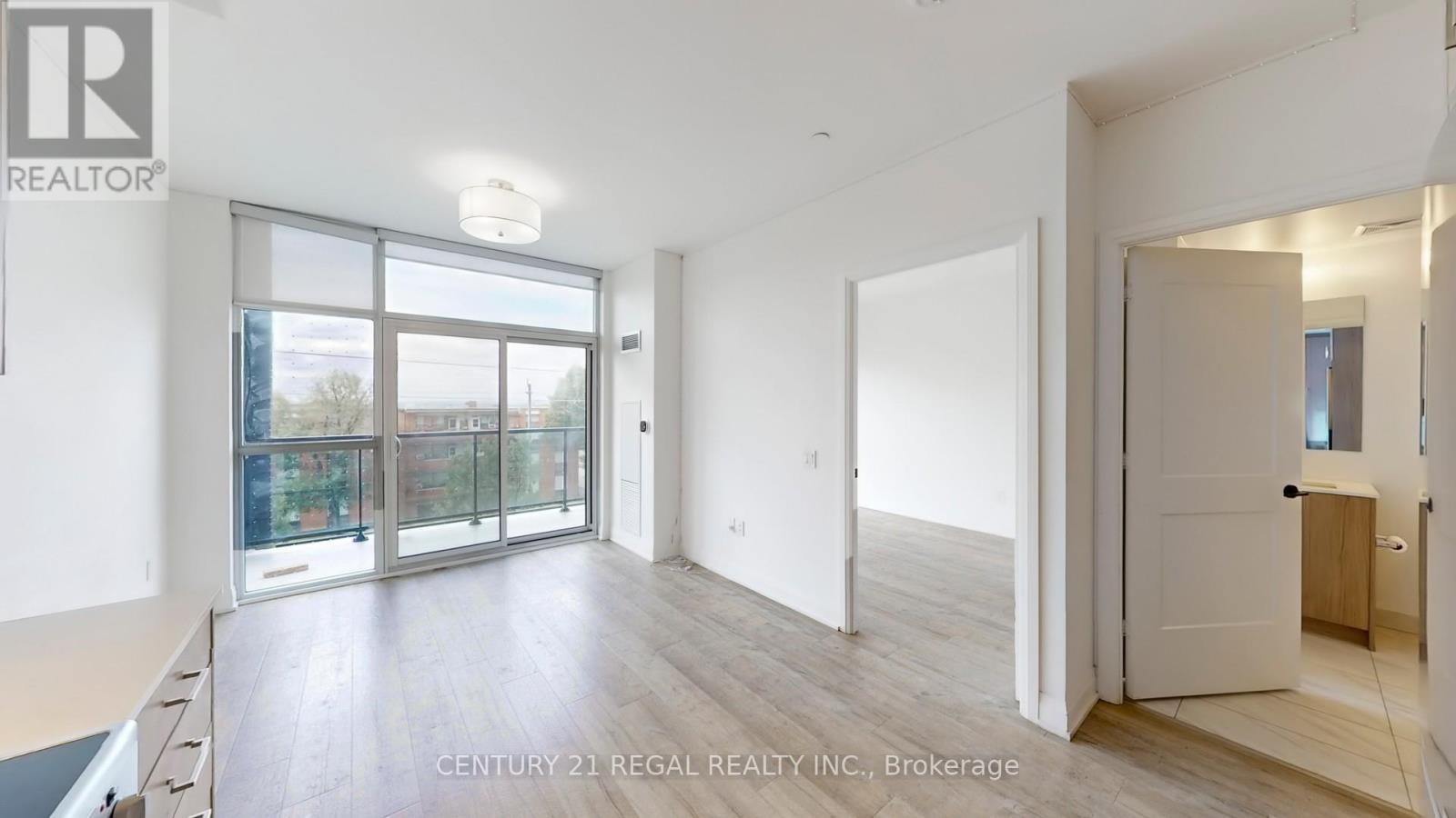 314 - 50 George Butchart Drive, Toronto, ON - Indoor Photo Showing Other Room