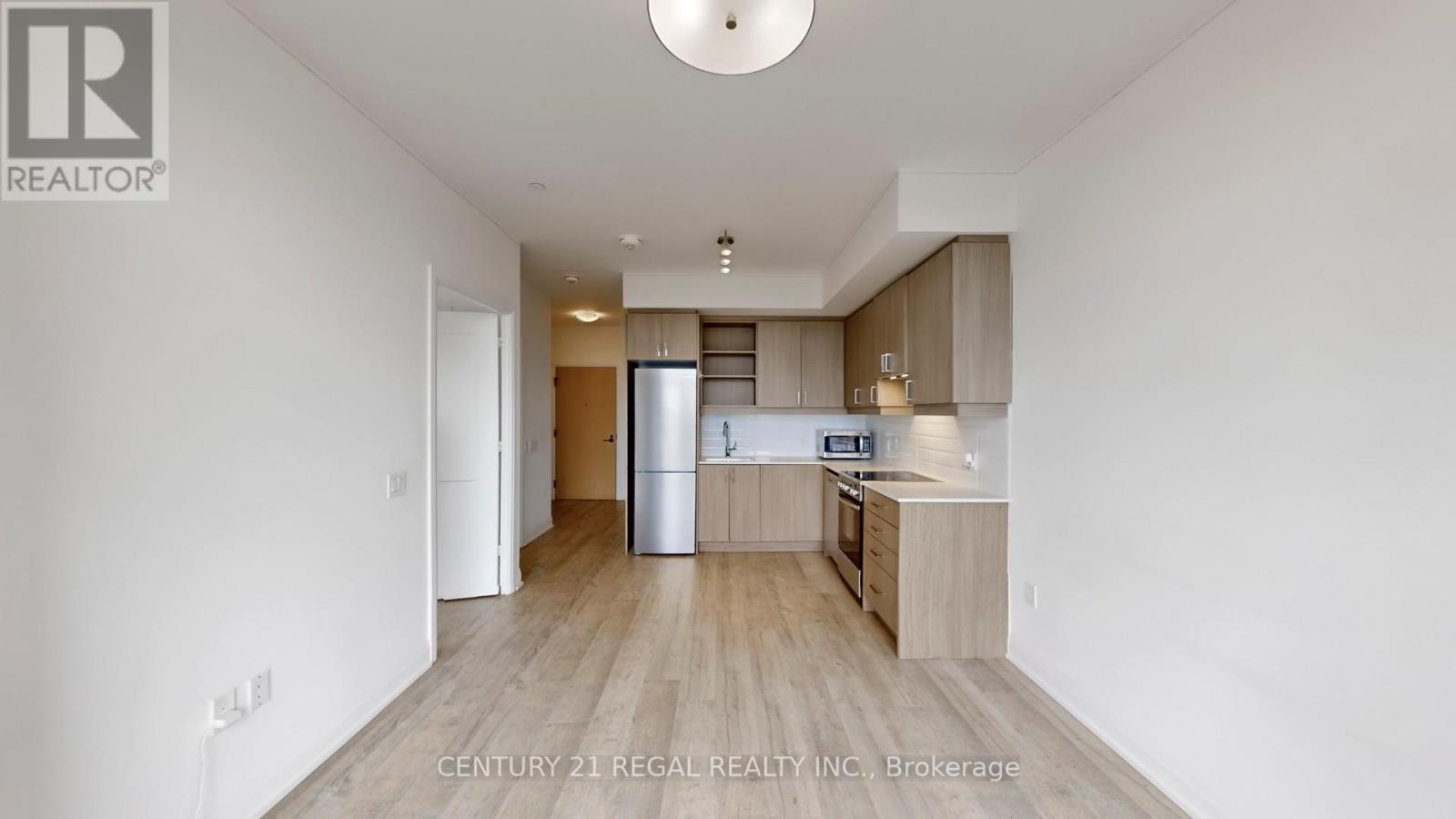 314 - 50 George Butchart Drive, Toronto, ON - Indoor Photo Showing Kitchen