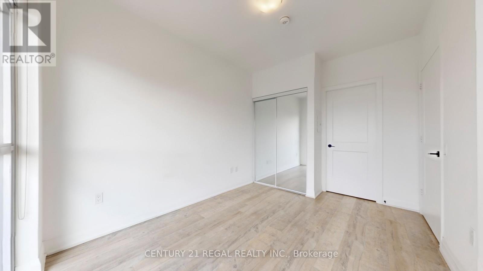 314 - 50 George Butchart Drive, Toronto, ON - Indoor Photo Showing Other Room