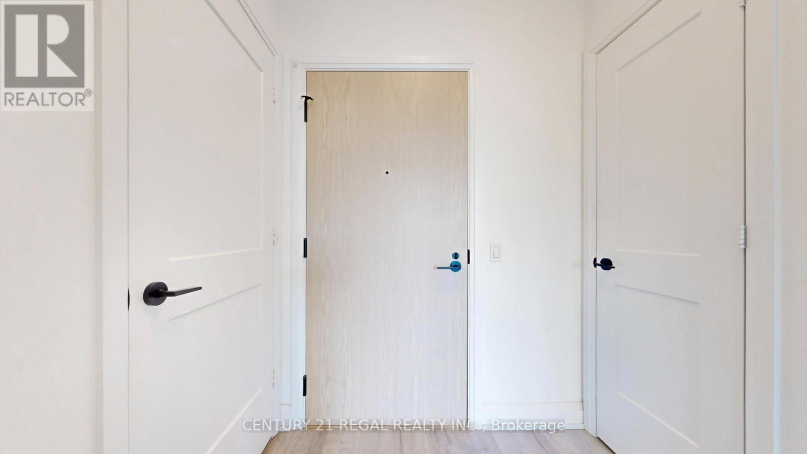 314 - 50 George Butchart Drive, Toronto, ON - Indoor Photo Showing Other Room